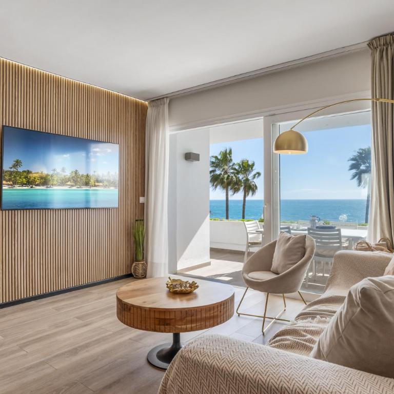 Frontline Luxury Beach Apartment Miraflores Playa - Apartamento de 3 dormitorios con vistas al mar - 3