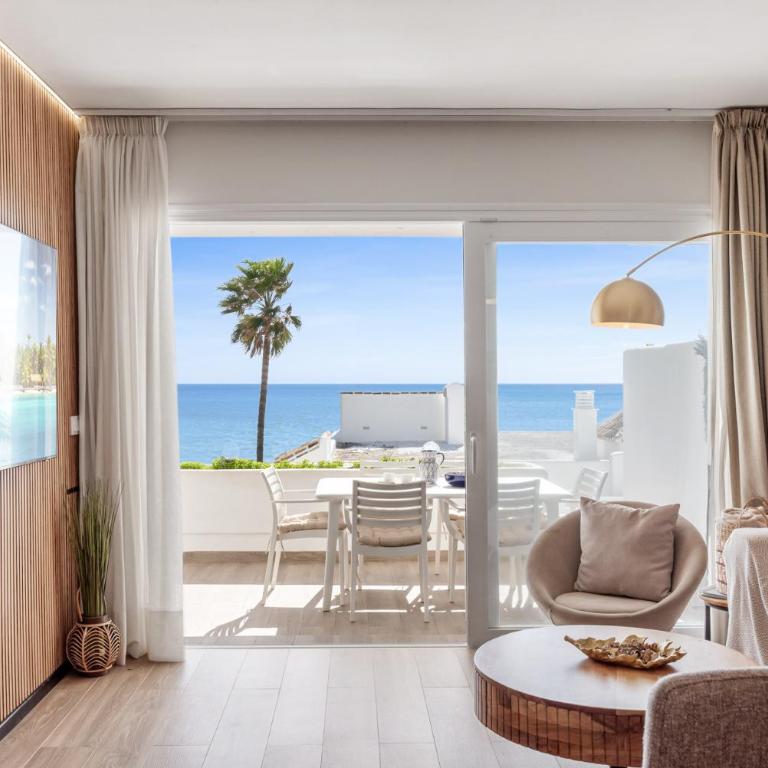 Frontline Luxury Beach Apartment Miraflores Playa - Apartamento de 3 dormitorios con vistas al mar - 15