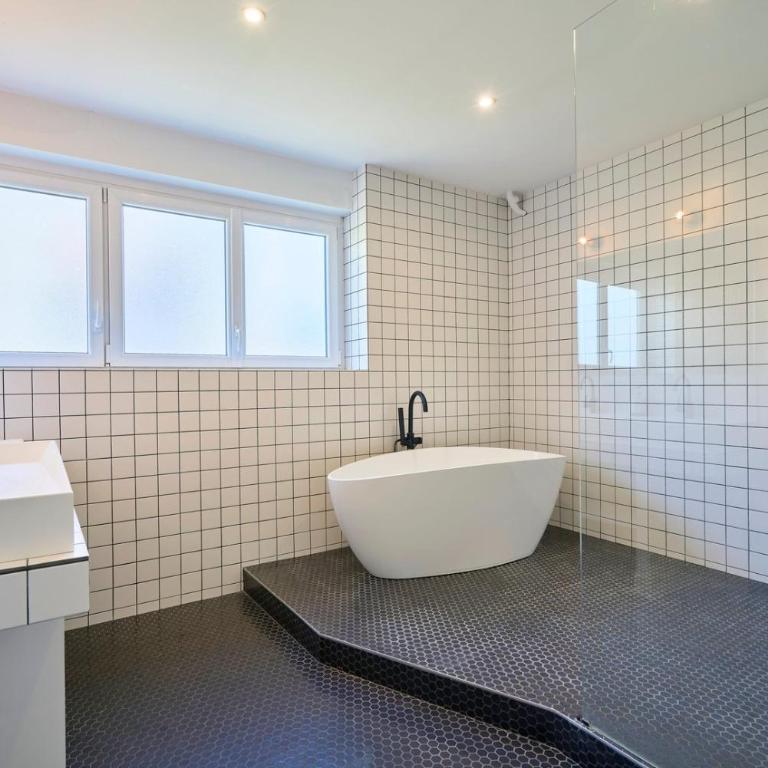 Large 130 m² 4-bedroom apartment - Apartment - 40