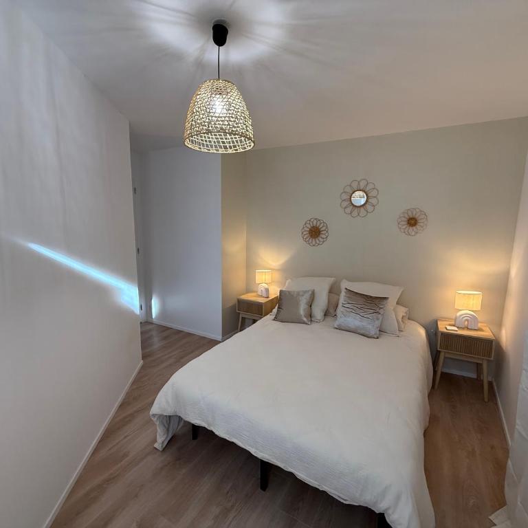 La lumineuse - Two-Bedroom Apartment - 2
