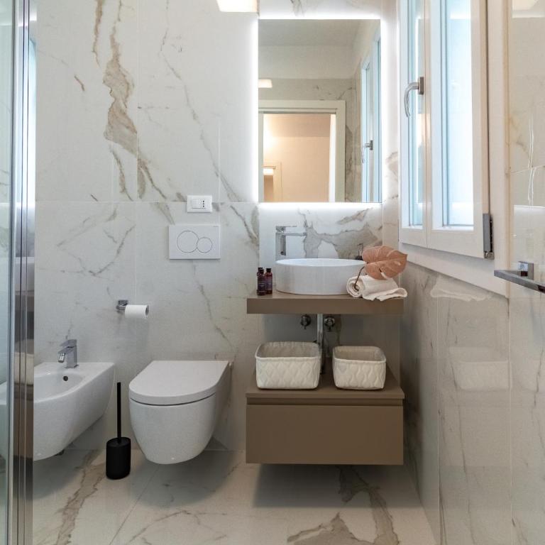 Essenza INN Salvia Luxury Apartaments - Two-Bedroom Deluxe Apartment with Balcony - 4