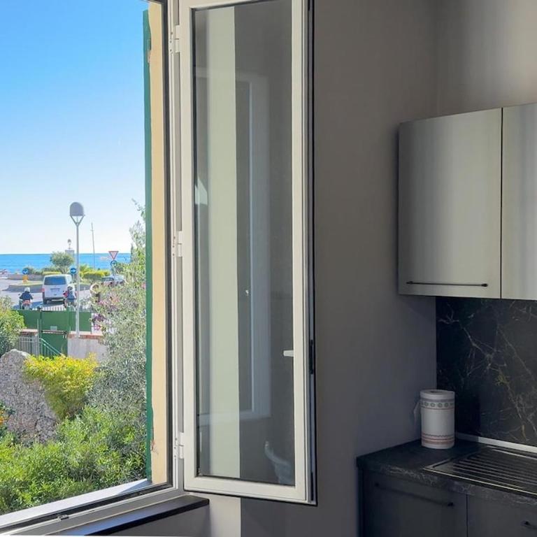 Appartamento Primula - casa vacanza Varicottis Home a 100 mt dal mare - Appartamento con 1 Camera da Letto - 9
