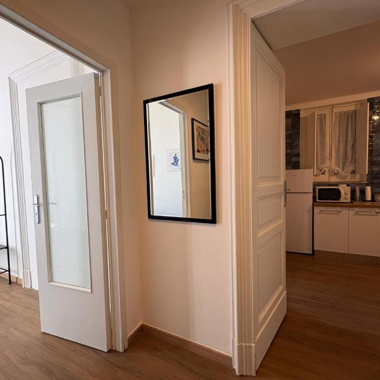 Fiamingo House - Two-Bedroom Apartment - 12