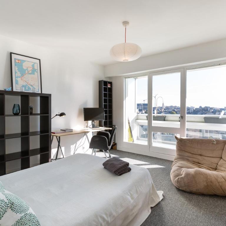 Le Tregor by Cocoonr - Two-Bedroom Apartment - 2