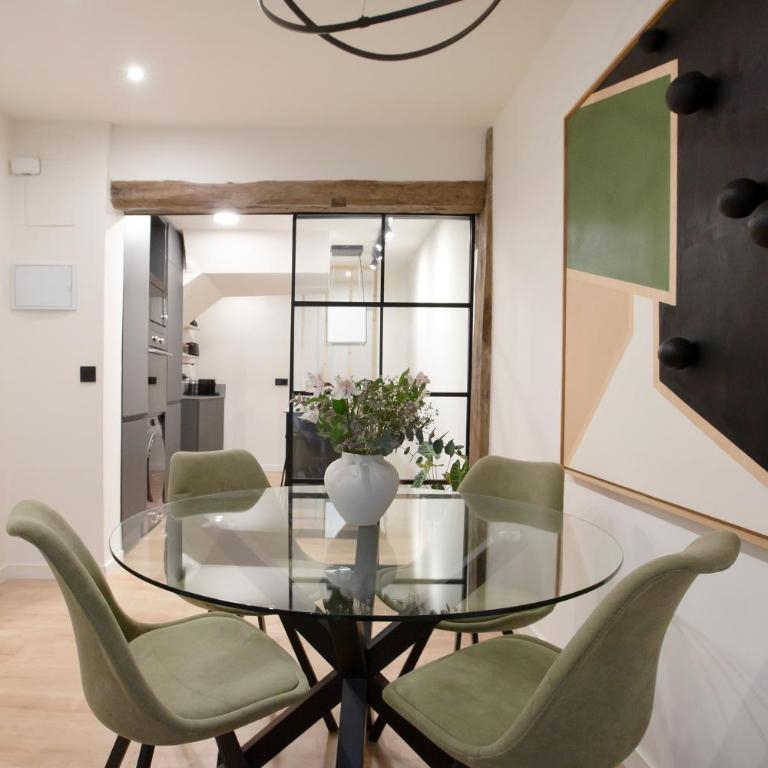 Renovated Apartment in Historic Bilbao Old Town AC - One-Bedroom Apartment - 25