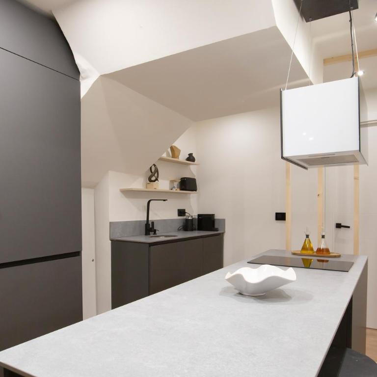 Renovated Apartment in Historic Bilbao Old Town AC - One-Bedroom Apartment - 27