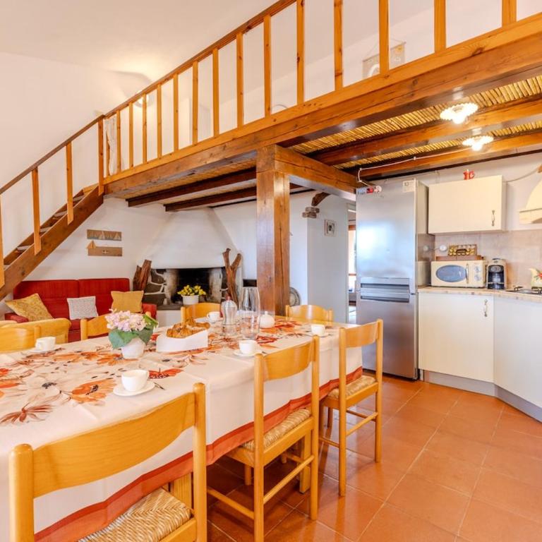 Porto Rotondo Sea View -6 places- Private Parking - Appartamento Superior con 3 Camere da Letto - 35