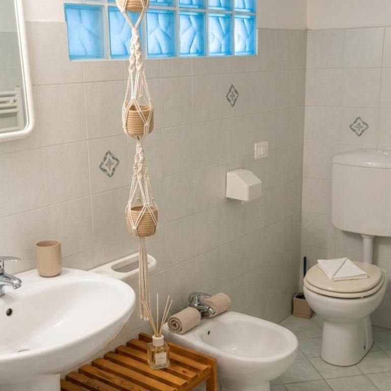 Ai Canarbin - colline di Lerici - Camera Deluxe Matrimoniale/Doppia con Letti Singoli con Bagno Privato Esterno - 7
