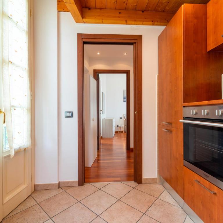 Green Tulip Lake View - Appartamento - 24