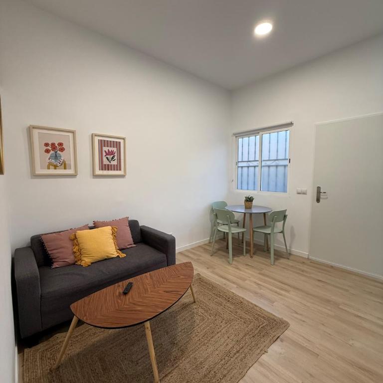 Refurbished flat in an excellent location - Longares - Apartamento de 1 dormitorio - 7