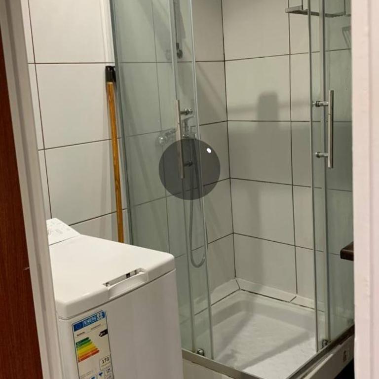 paris 75010 - Appartamento con 2 Camere da Letto - 9