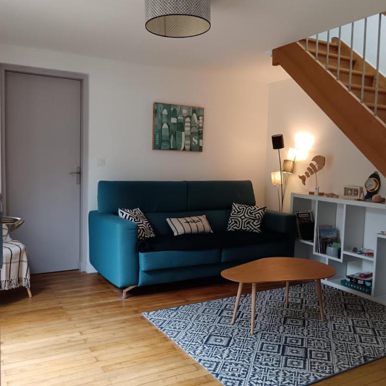 Maison avec jardin clos proche plage et commodités - Three-Bedroom Home - 2