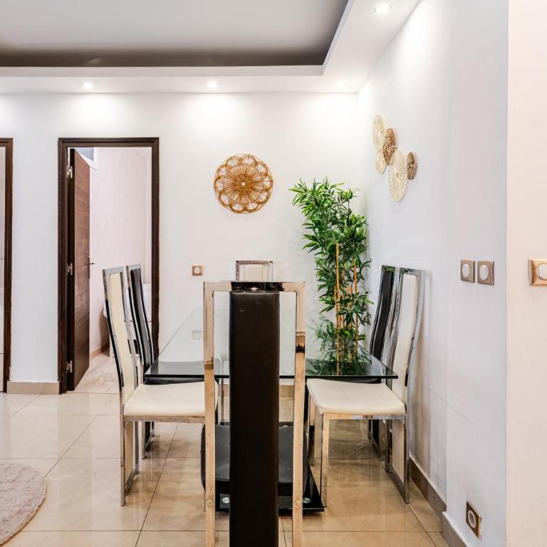 Chic Two Bedroom Apartment steps from Champs Elysees - Appartement 2 Chambres - 10