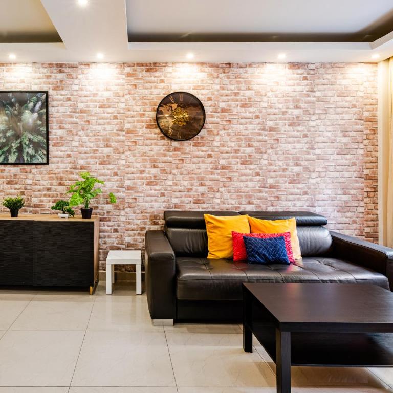 Chic Two Bedroom Apartment steps from Champs Elysees - Appartement 2 Chambres - 18