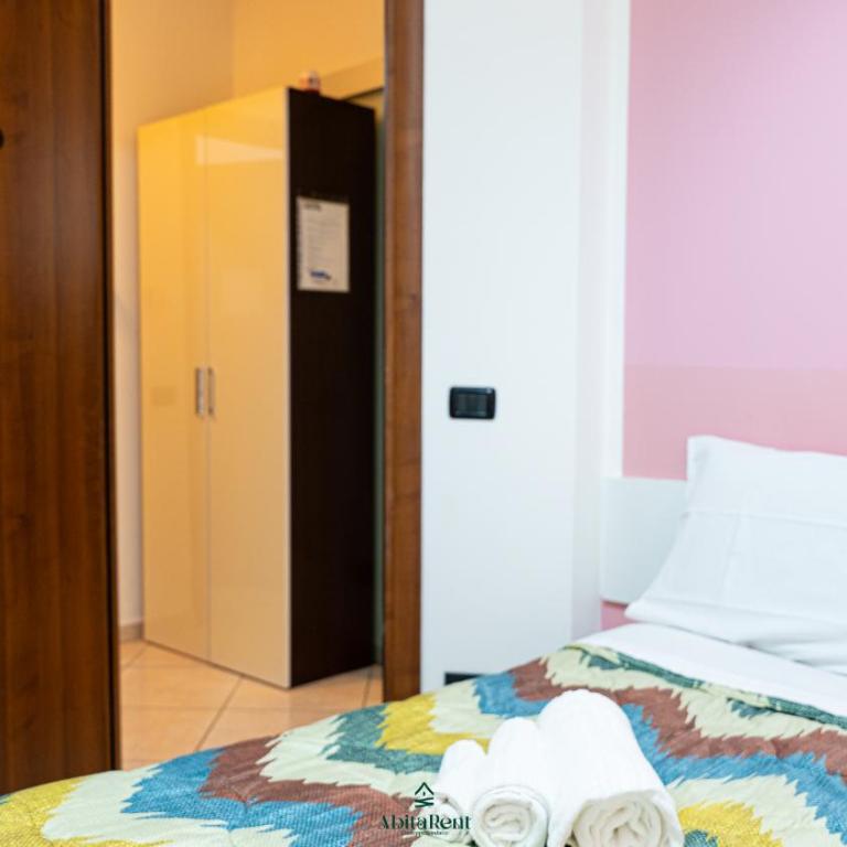 I Portici - Cernobbio - Camera Matrimoniale/Doppia con Letti Singoli con Terrazza e Bagno Privato Esterno - 3