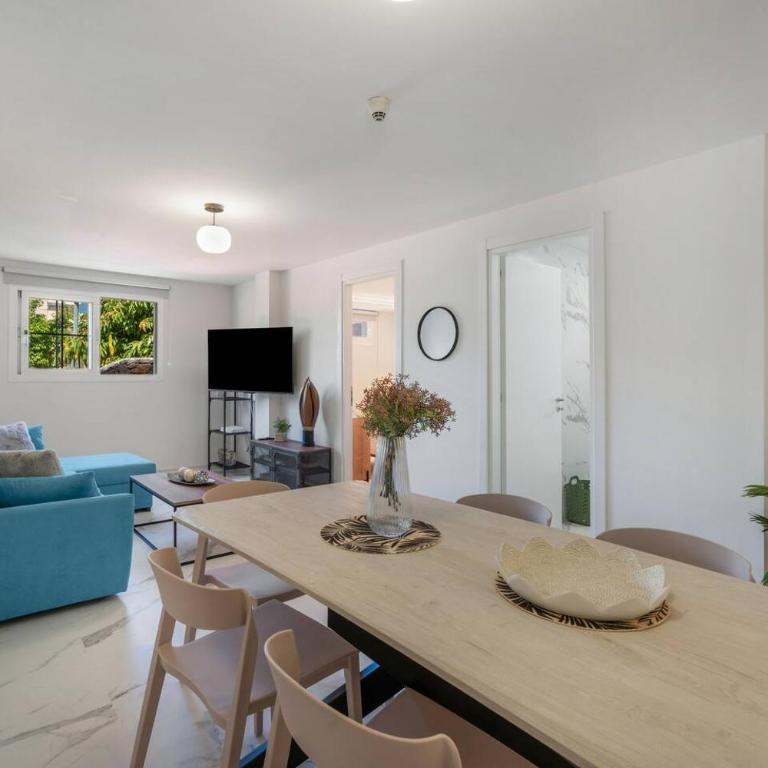 Cozy 2 Bedroom apartment in Granada Park - Los Cristianos - Apartamento de 2 dormitorios - 1