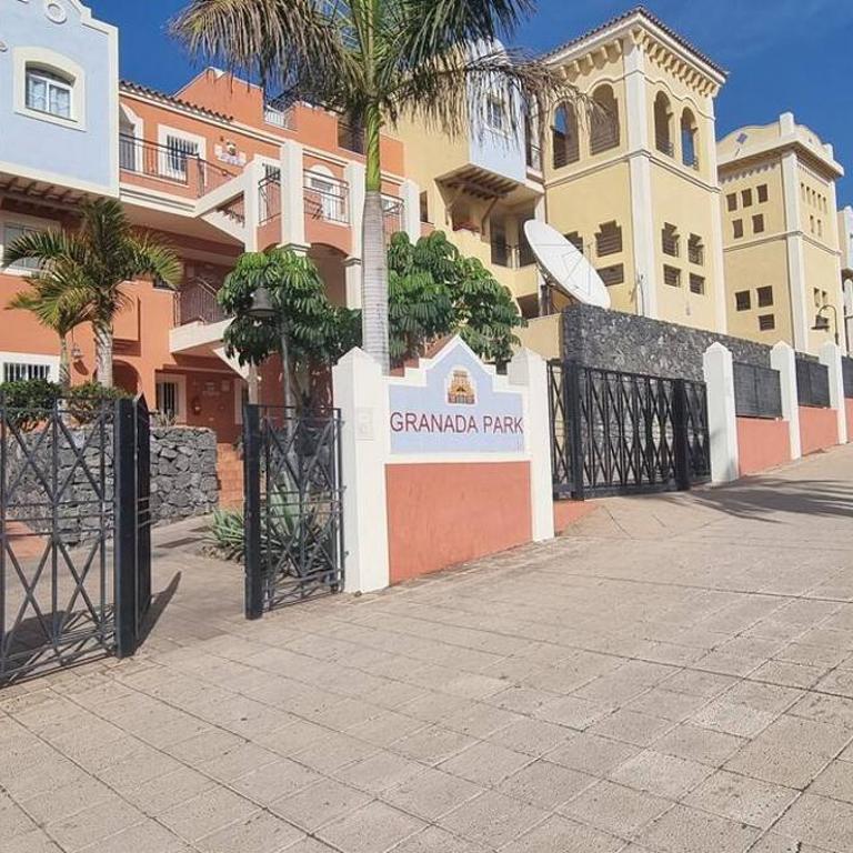 Cozy 2 Bedroom apartment in Granada Park - Los Cristianos - Apartamento de 2 dormitorios - 19