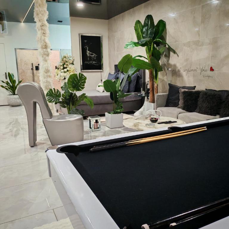Maloveroom, 2 Suites d'exceptions - Suite Deluxe - 1