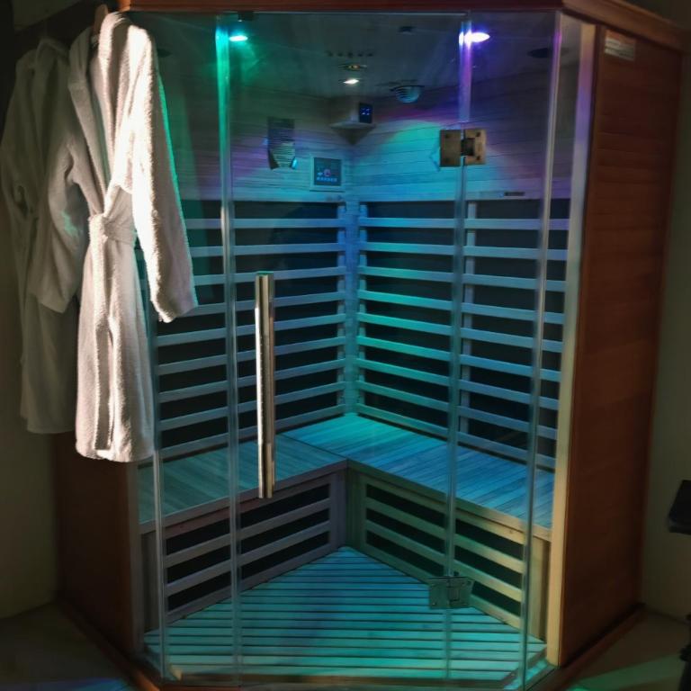 Maloveroom, 2 Suites d'exceptions - Suite Deluxe - 25