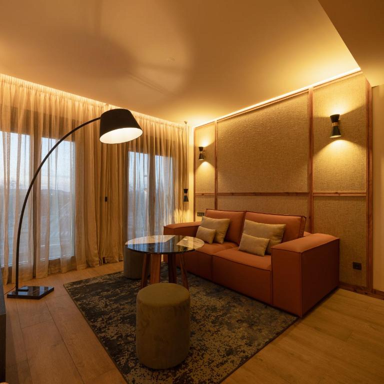 ÉCLAT Collection - City Center - POOL and PRIVATE FREE PARKING - Apartamento Superior de 2 dormitorios - 2