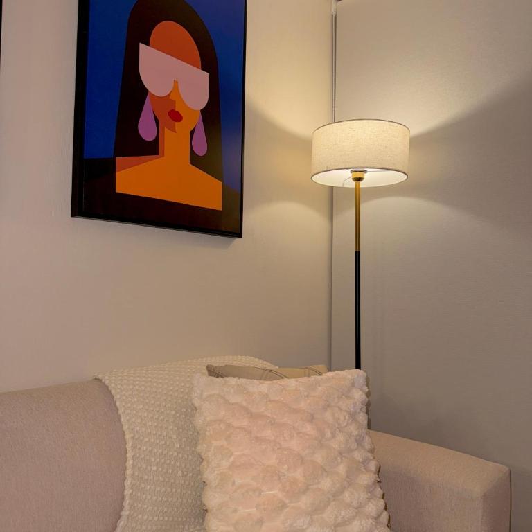 Departamento con estacionamiento incluido, Ideal para ir de compras y conectar con puntos turísticos - Two-Bedroom Deluxe Apartment with Balcony - 20