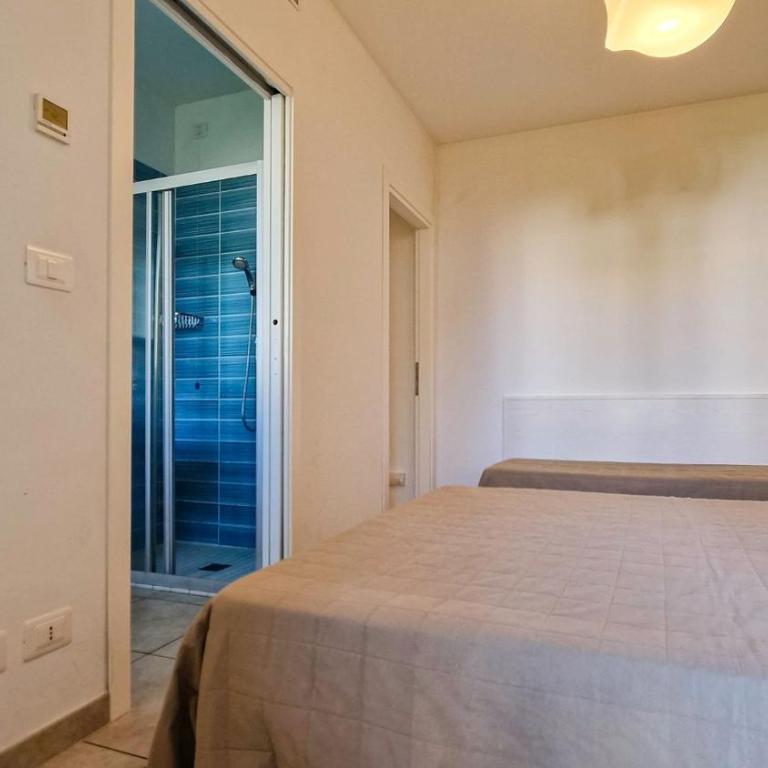 Lovely apartment with two fenced gardens - Apartment - 9