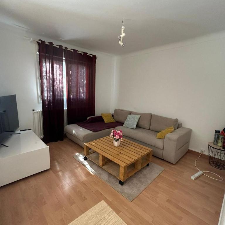Made 1 - Doppelzimmer mit Balkon - 2
