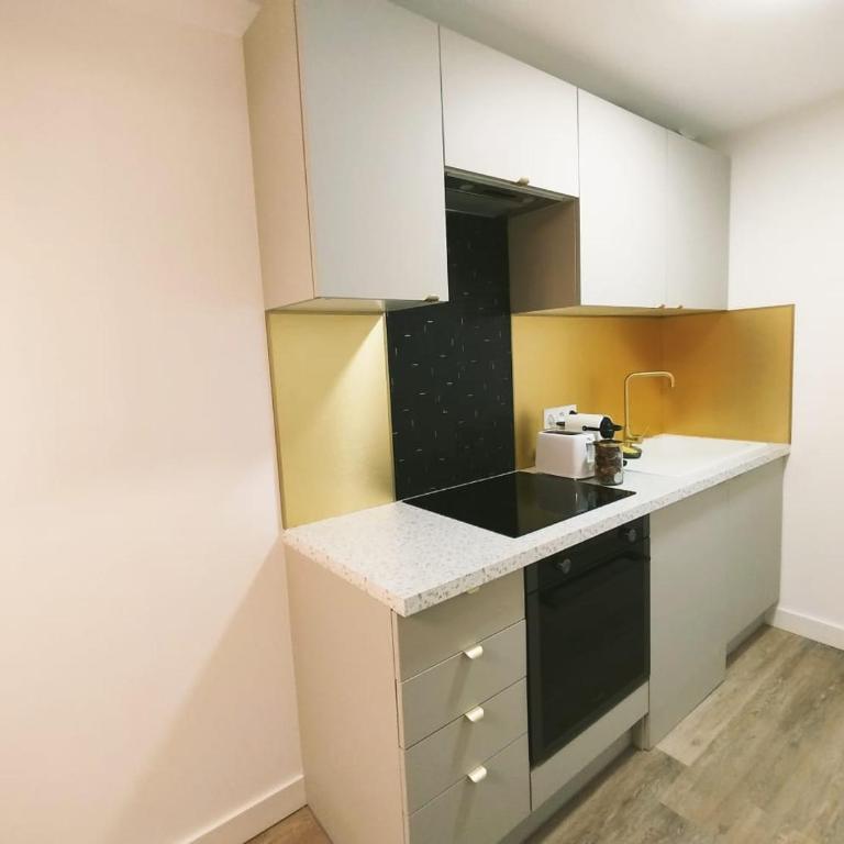 Studio plein centre Aix-en-Provence - Studio Supérieur - 6