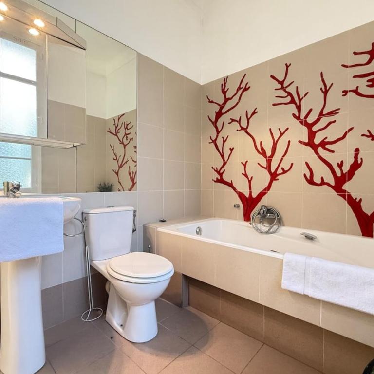 Jolie villa 5-pièces avec piscine et jardin - Maison de Vacances - 23