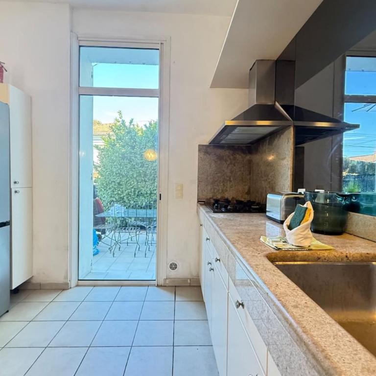 Jolie villa 5-pièces avec piscine et jardin - Maison de Vacances - 26