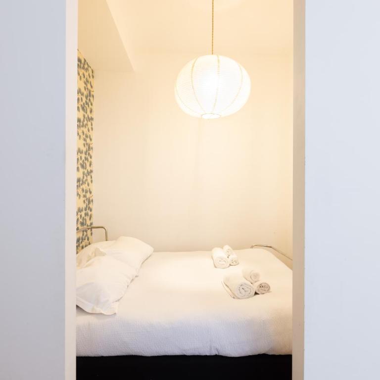 Spacious Design Apartment Central Milan - Deluxe Apartment - 41