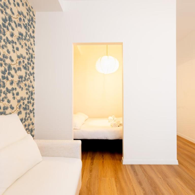 Spacious Design Apartment Central Milan - Deluxe Apartment - 33