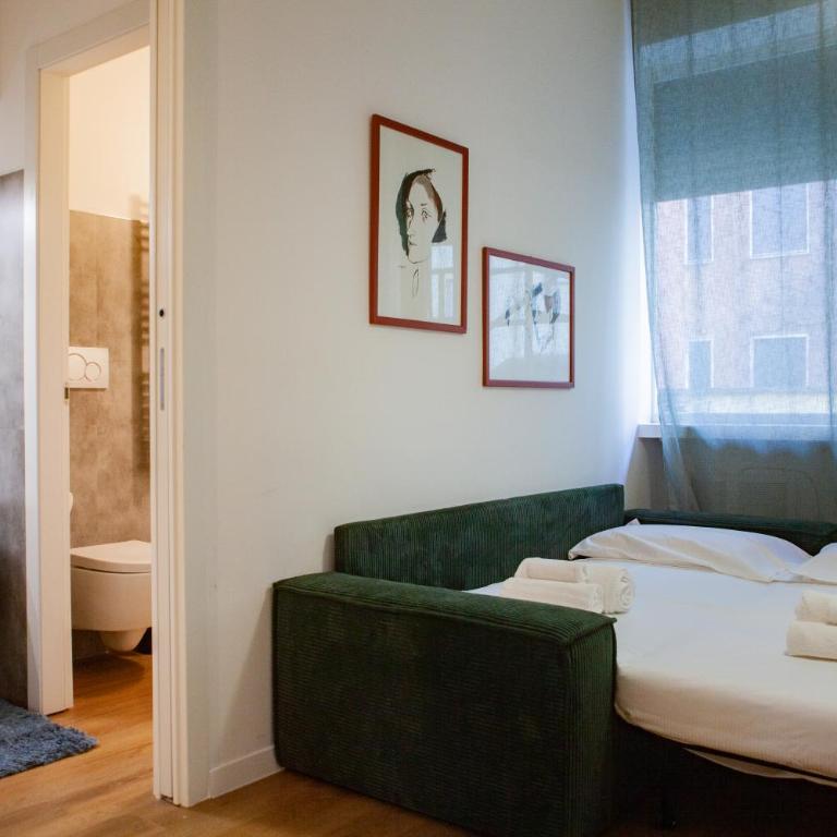 Spacious Design Apartment Central Milan - Deluxe Apartment - 56