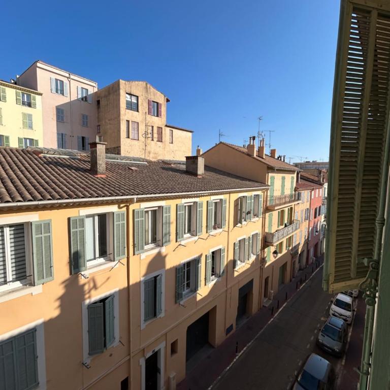 Appartement 3 pièces au Suquet vue château & plage à 3 minutes - Appartement 2 Chambres avec Vue - 10