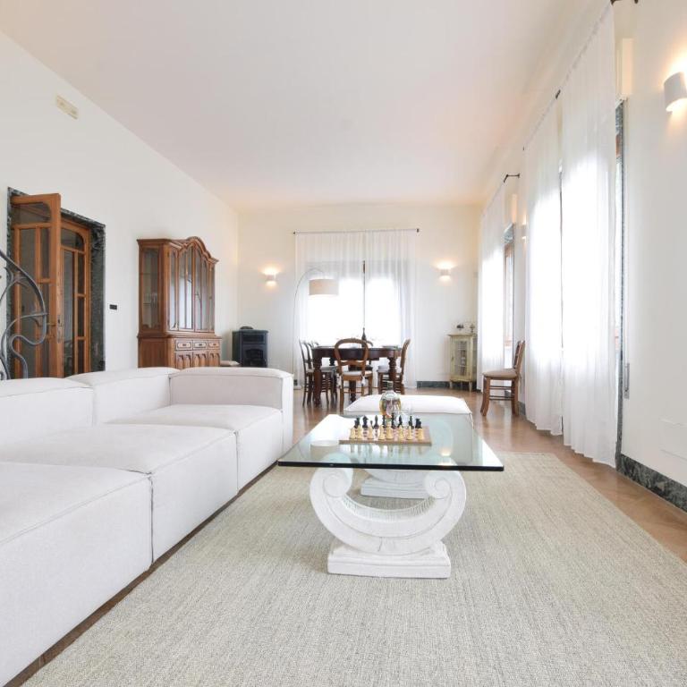 Nice Home In Camaiore Lu - Casa de Vacaciones de 6 dormitorios - 1