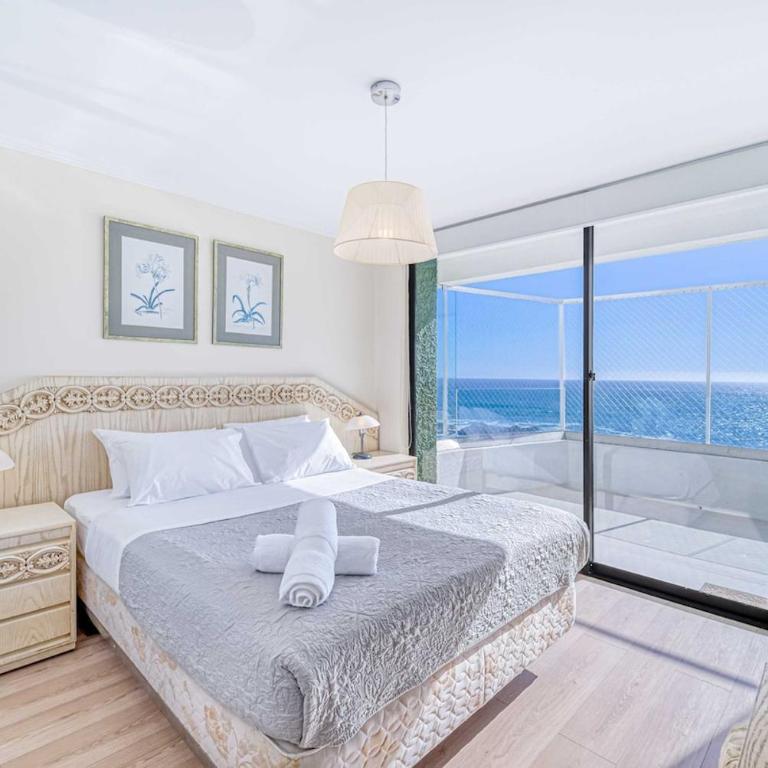 Cochoa View 3D Oceanfront - Three-Bedroom Apartment - 19