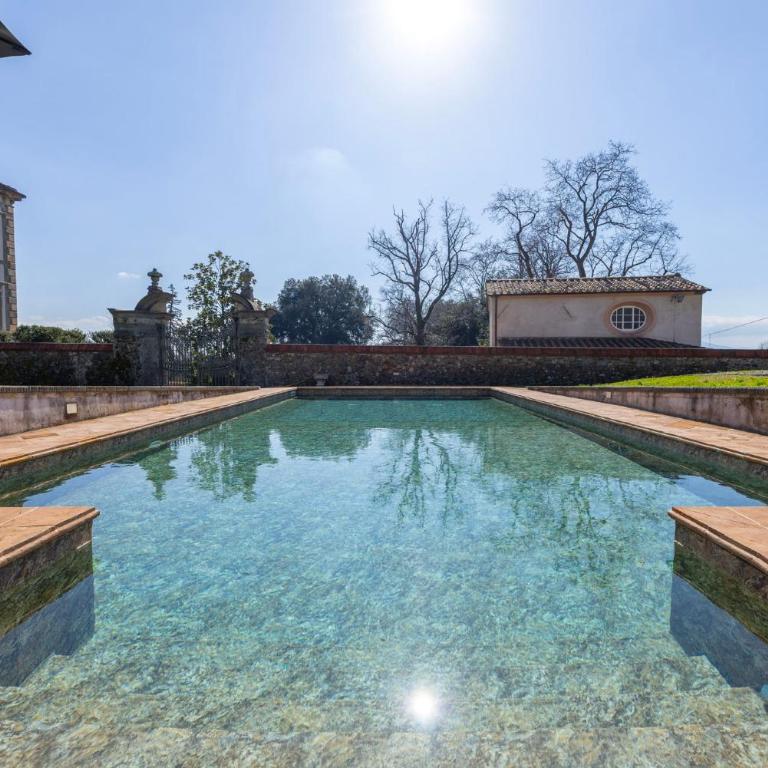 Exclusive Villa with two Pools and private garden - Villa - 15