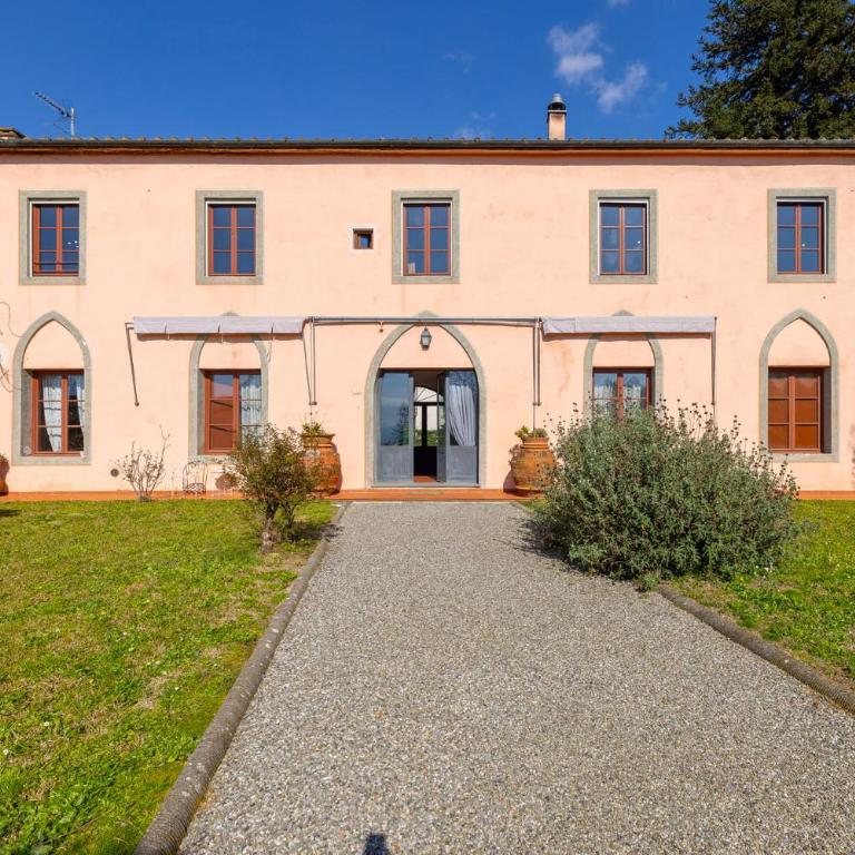 Exclusive Villa with two Pools and private garden - Villa - 3