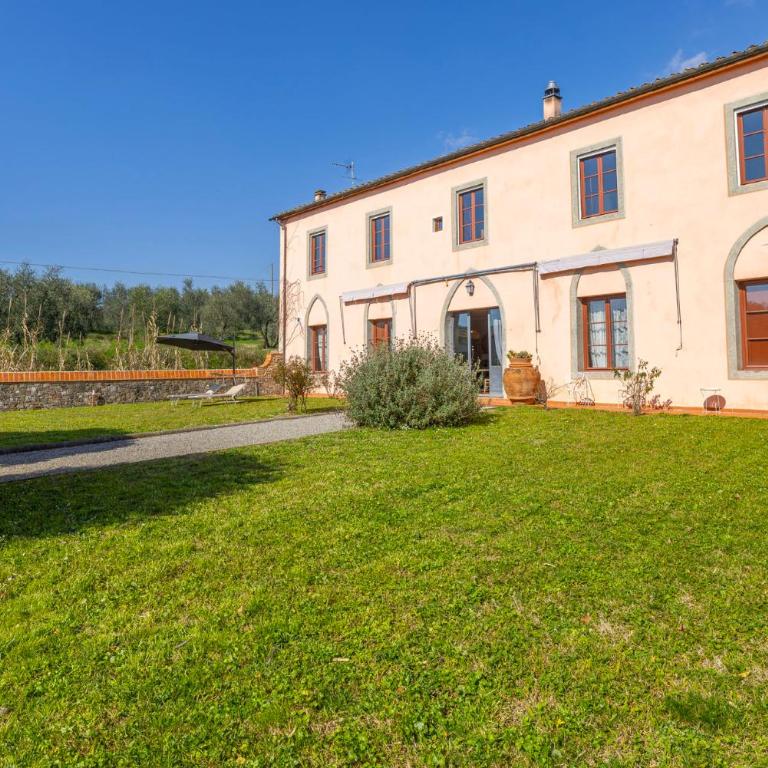 Exclusive Villa with two Pools and private garden - Villa - 10