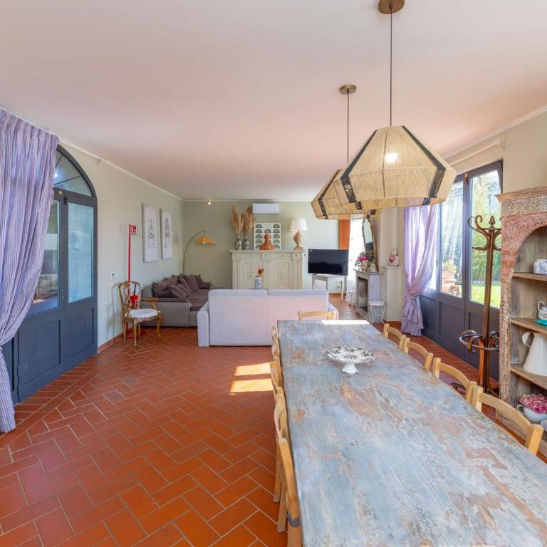 Exclusive Villa with two Pools and private garden - Villa - 40