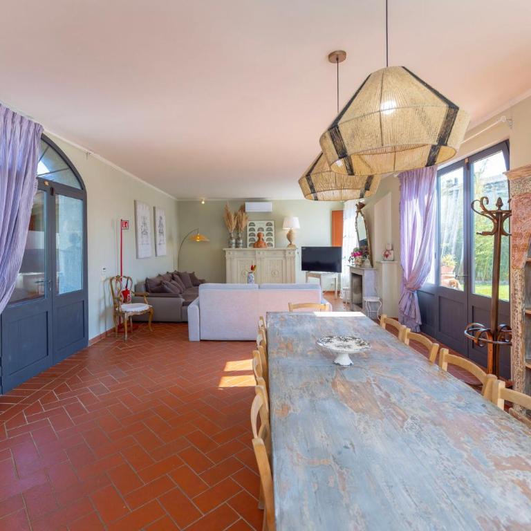 Exclusive Villa with two Pools and private garden - Villa - 38
