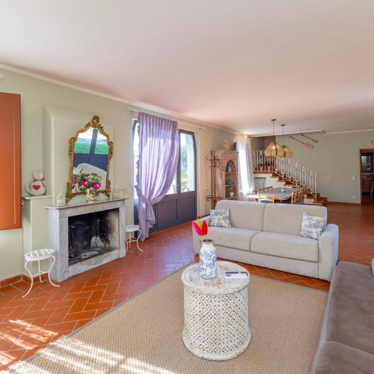 Exclusive Villa with two Pools and private garden - Villa - 43