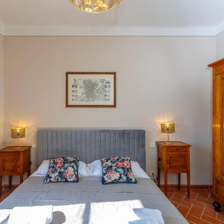 Exclusive Villa with two Pools and private garden - Villa - 72
