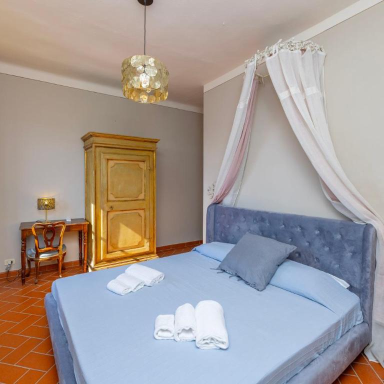 Exclusive Villa with two Pools and private garden - Villa - 57