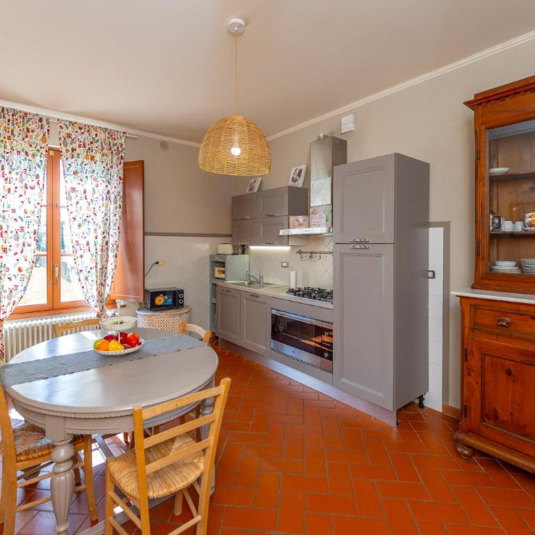 Exclusive Villa with two Pools and private garden - Villa - 74