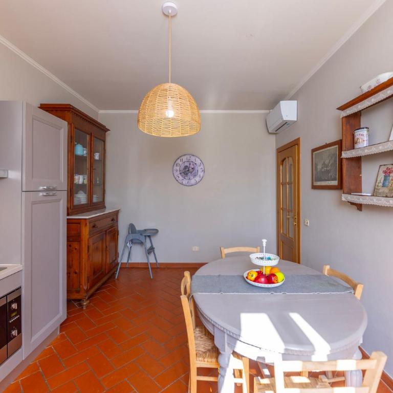 Exclusive Villa with two Pools and private garden - Villa - 78