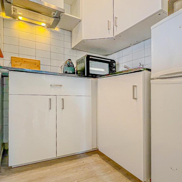 Vivalidays Gabriel - Fenals - LLoret de Mar - Apartamento de 2 dormitorios con vistas a la piscina - 8