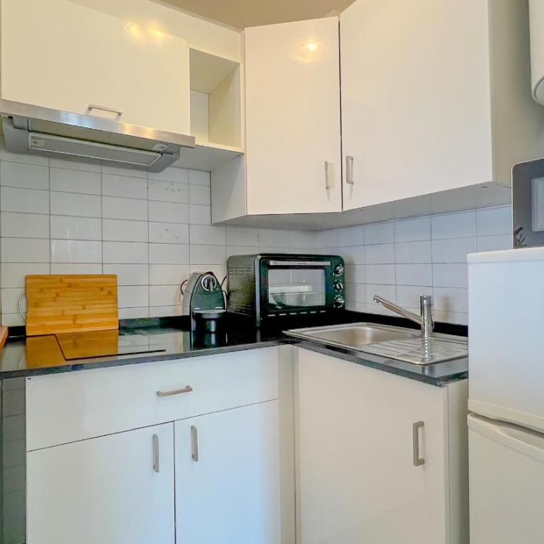 Vivalidays Gabriel - Fenals - LLoret de Mar - Apartamento de 2 dormitorios con vistas a la piscina - 10