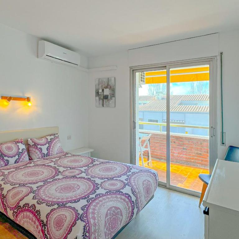 Vivalidays Gabriel - Fenals - LLoret de Mar - Apartamento de 2 dormitorios con vistas a la piscina - 12