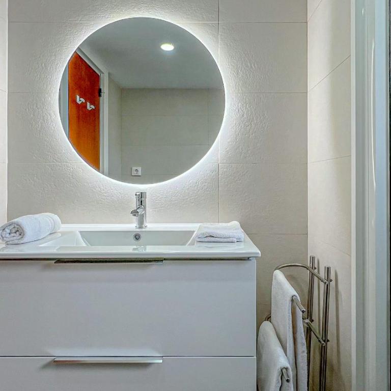 Vivalidays Gabriel - Fenals - LLoret de Mar - Apartamento de 2 dormitorios con vistas a la piscina - 17